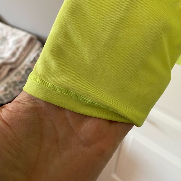 Under armour heat gear size S - Picture 6 of 6